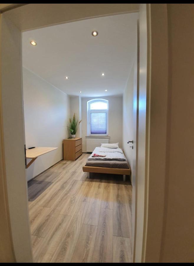 Zimmervermietung Lannik Hotel Hildesheim Buitenkant foto